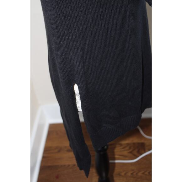 BCBGeneration Womens Long Sleeve Knit black Pullover Sweater Size M/L - Picture 2 of 11